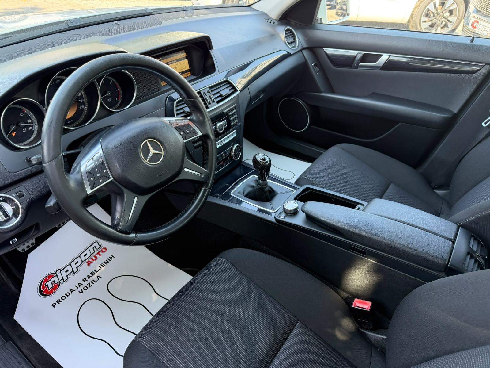 Mercedes-Benz C-klasa 220 CDI KLIMA - REGISTRIRAN - AUTOKREDIT, fotografija 10