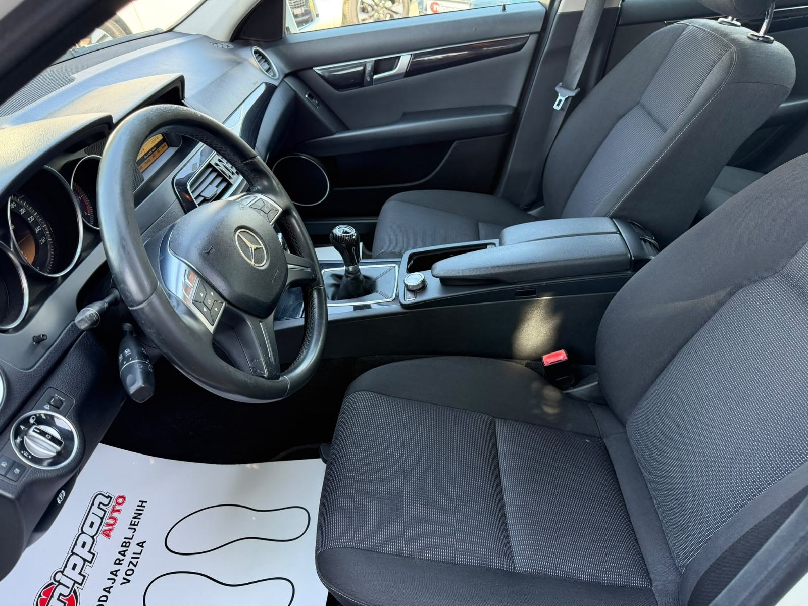 Mercedes-Benz C-klasa 220 CDI KLIMA - REGISTRIRAN - AUTOKREDIT, fotografija 11