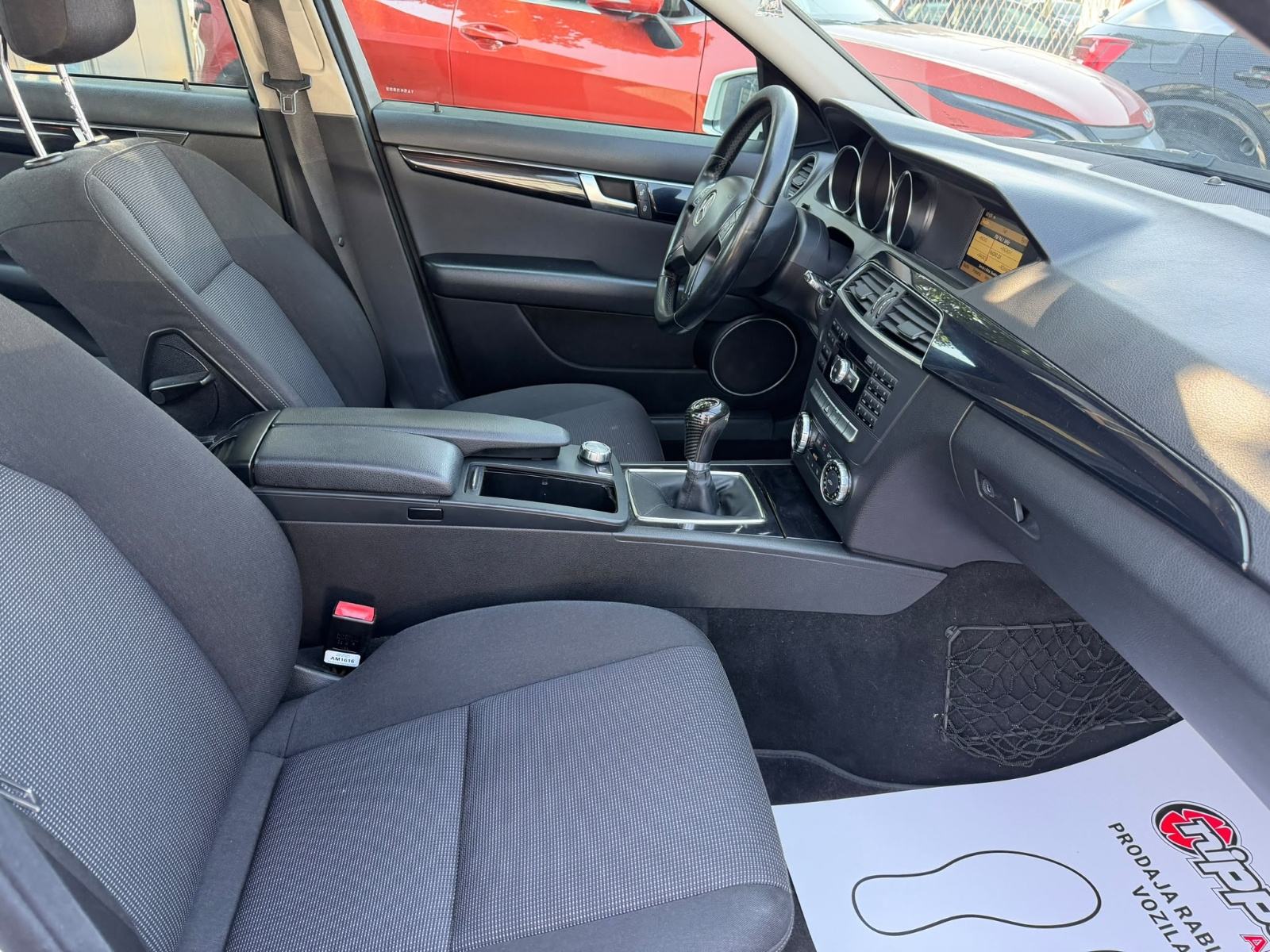 Mercedes-Benz C-klasa 220 CDI KLIMA - REGISTRIRAN - AUTOKREDIT, fotografija 19
