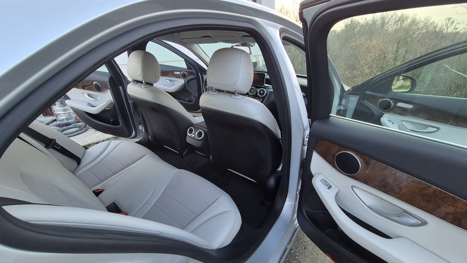 Mercedes-Benz C-klasa 220d 4MATIC automatik HR AUTO NEOSTAR POGODNOSTI, fotografija 9