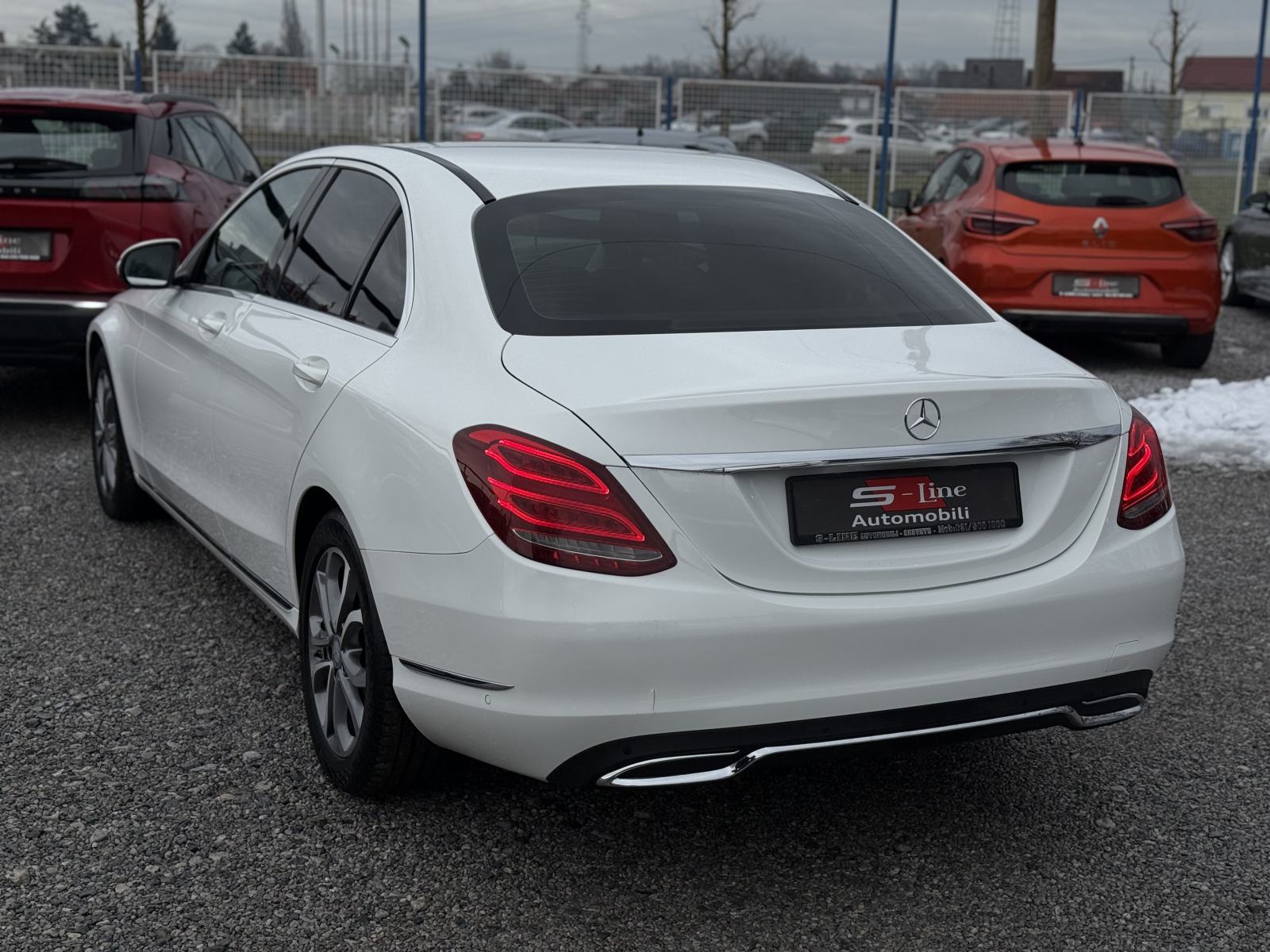 Mercedes-Benz C-klasa 220 D 7G *Exclusive* Head-up* Garancija 12mj.*, fotografija 4