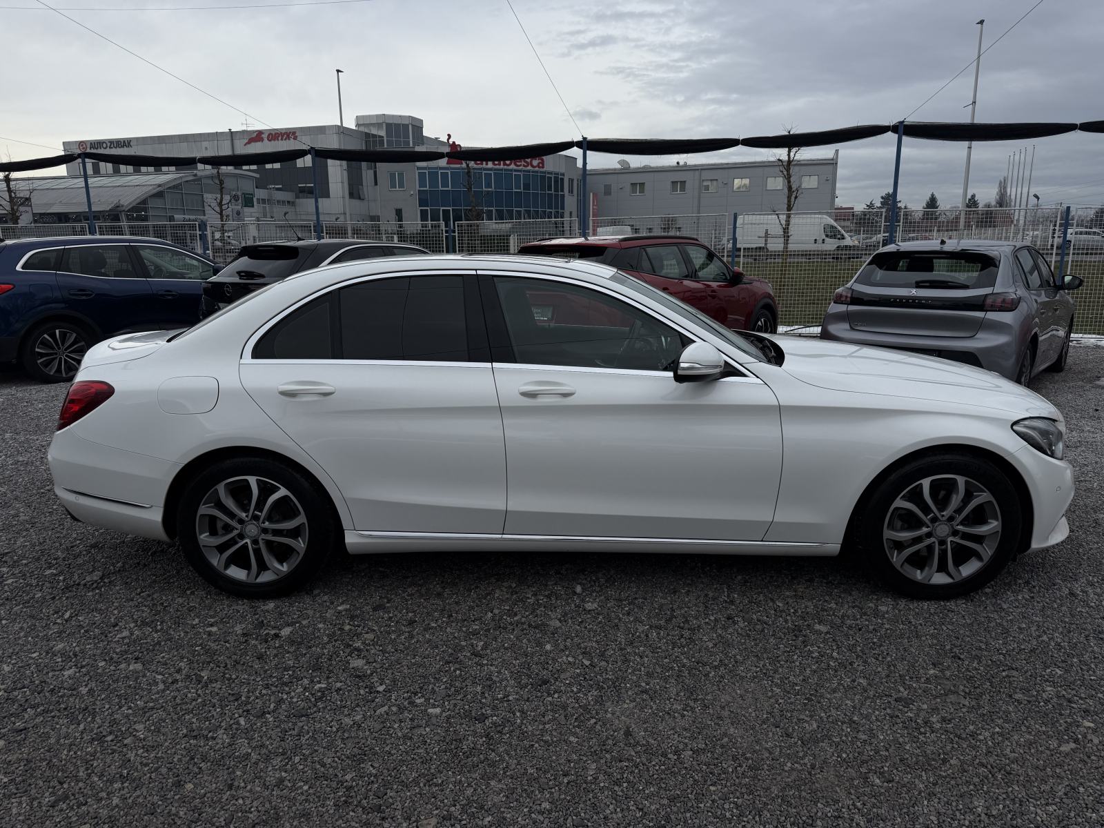 Mercedes-Benz C-klasa 220 D 7G *Exclusive* Head-up* Garancija 12mj.*, fotografija 6