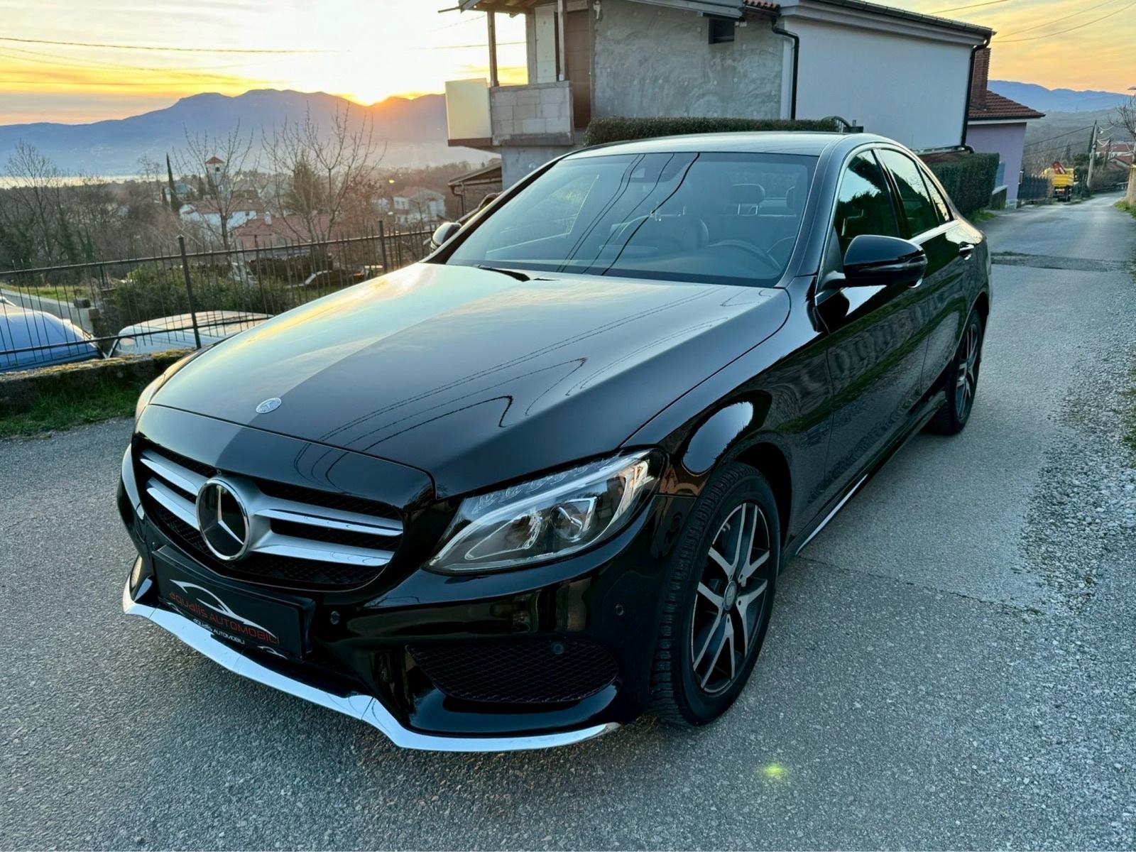 Mercedes-Benz C-klasa 220 d AMG automatik 4 Matic, fotografija 3