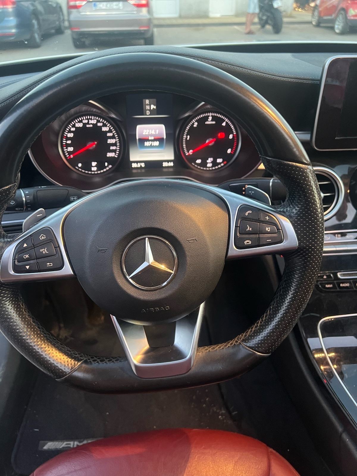 Mercedes-Benz C-klasa 220 d AMG automatik, fotografija 12
