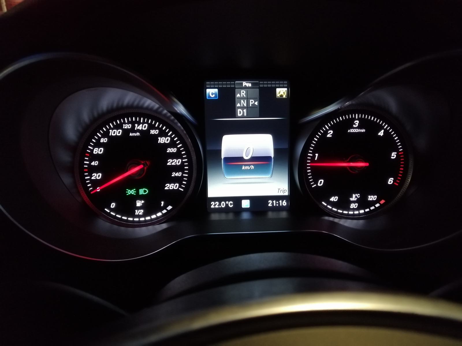 MERCEDES- AMG C-klasa 220 D - 4MATIC automatik 9 brzina, fotografija 7