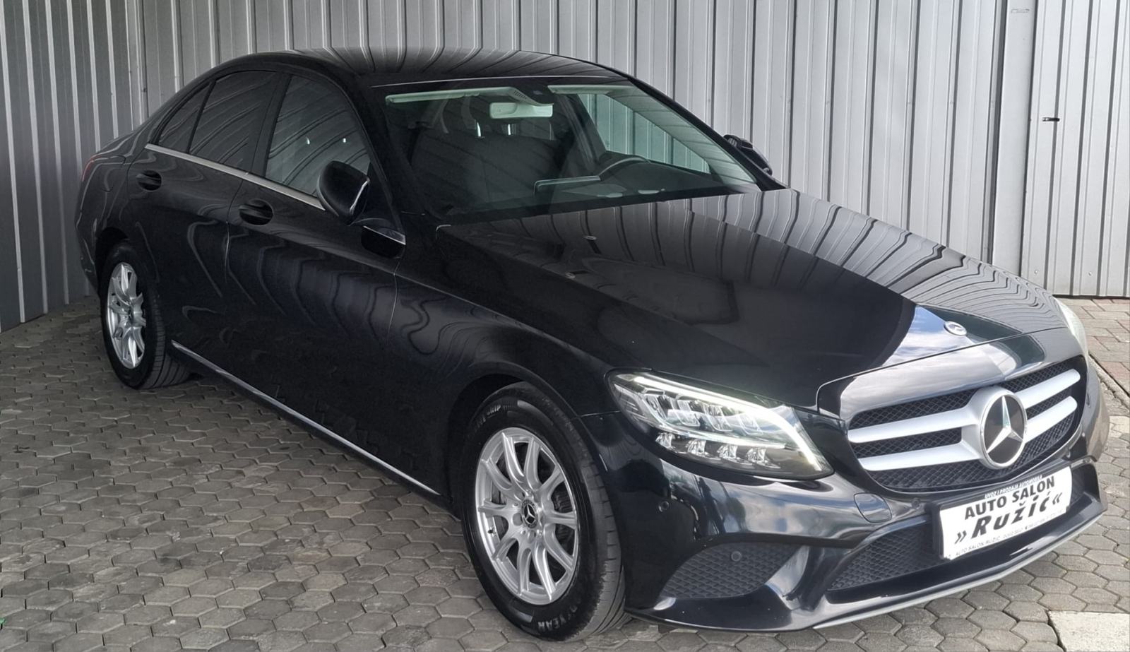 Mercedes-Benz C-klasa 220 D AUTOMATIK ALU NAV 2xPDC FULL LED GARANCIJA, pogled izvana - slika 3