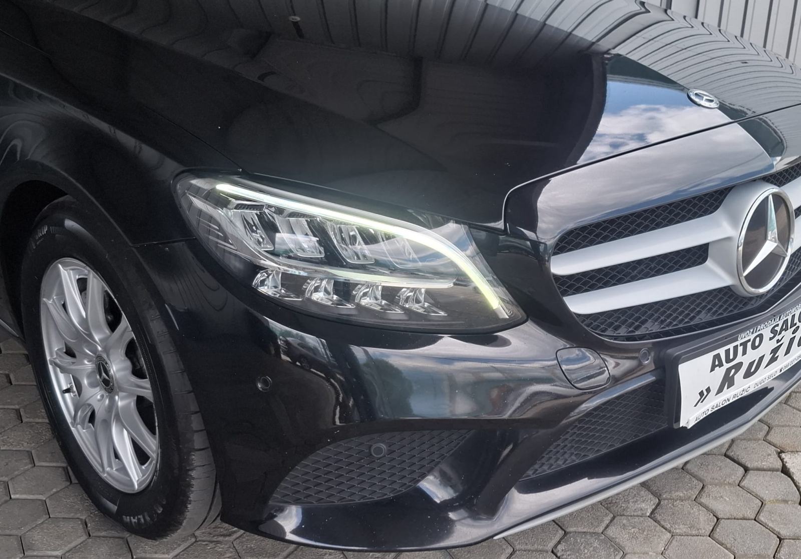 Mercedes-Benz C-klasa 220 D AUTOMATIK ALU NAV 2xPDC FULL LED GARANCIJA, fotografija 14