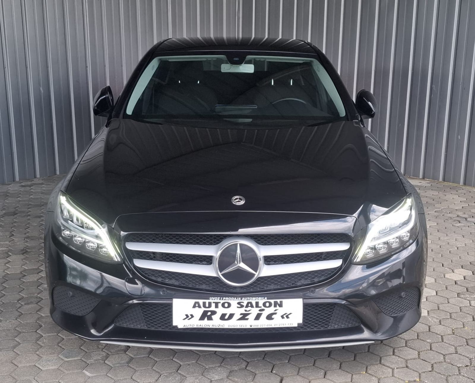 Mercedes-Benz C-klasa 220 D AUTOMATIK ALU NAV 2xPDC FULL LED GARANCIJA, pogled izvana - slika 2