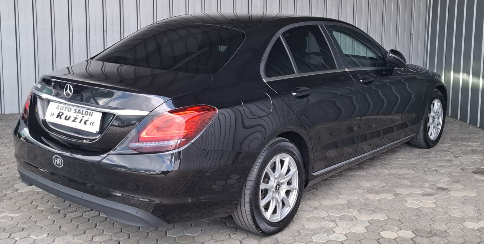 Mercedes-Benz C-klasa 220 D AUTOMATIK ALU NAV 2xPDC FULL LED GARANCIJA, fotografija 6