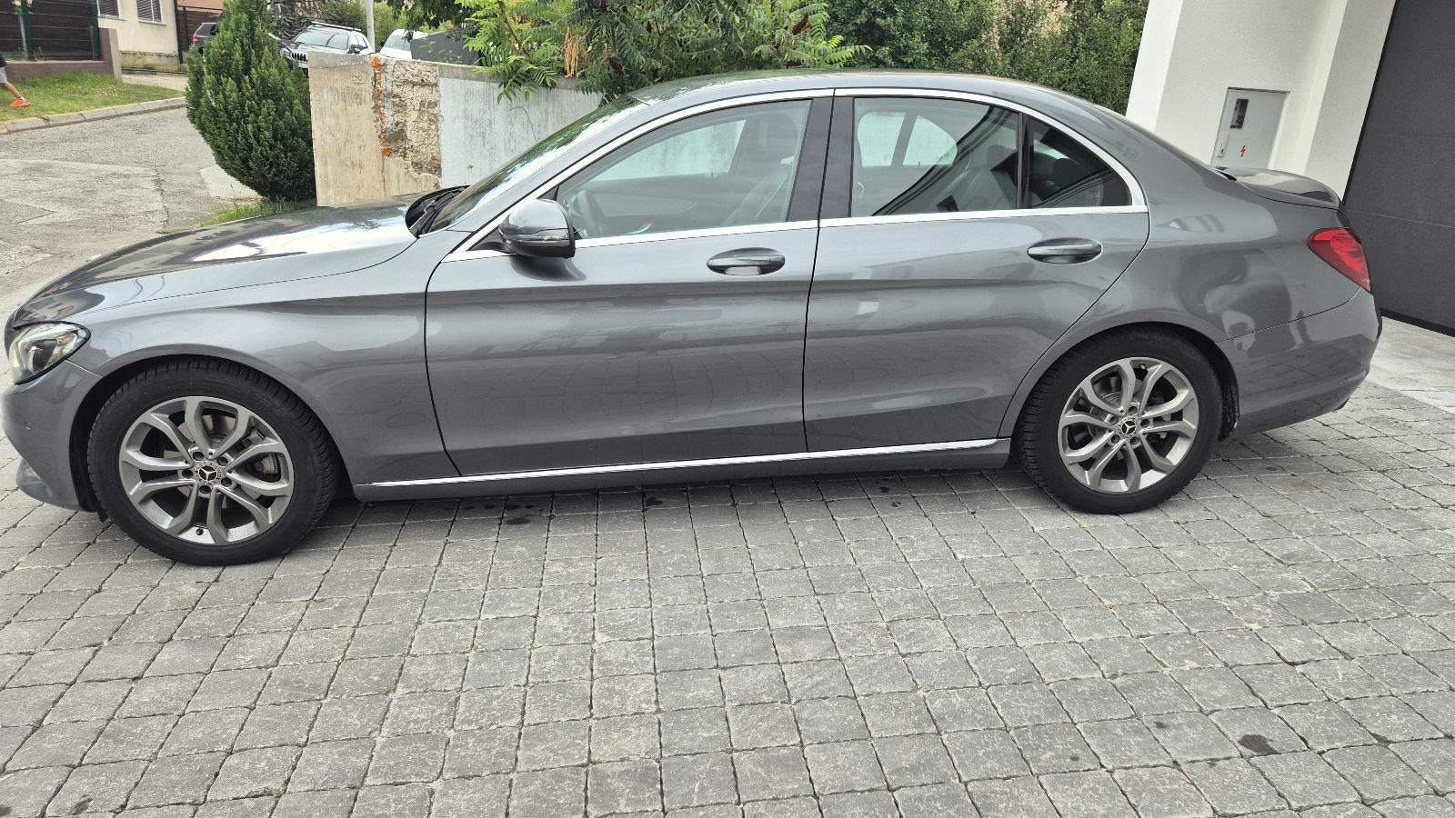 Mercedes-Benz C-klasa 220 D automatik!AVANTGARD!KUPLJEN U RH!NIJE UVOZ, fotografija 11