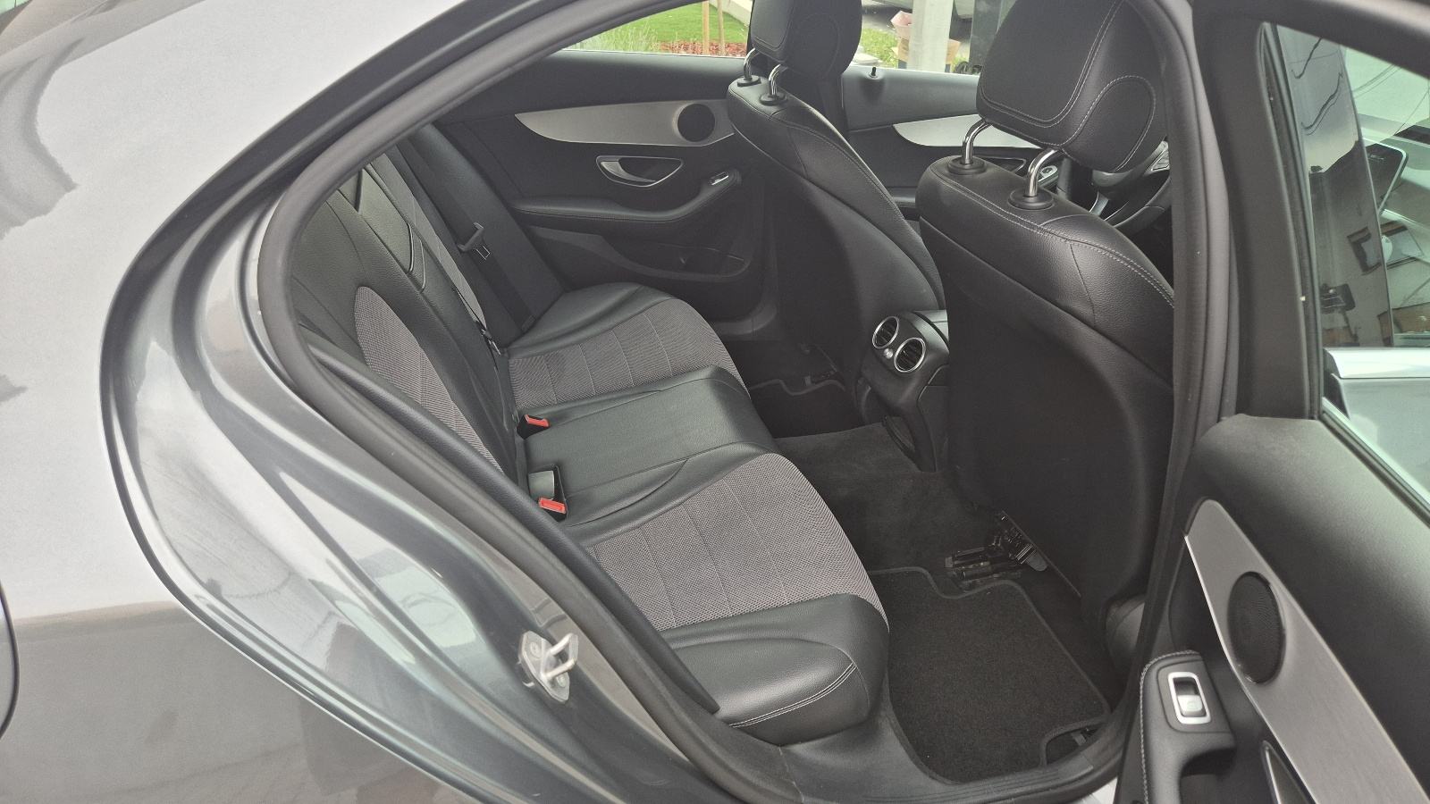 Mercedes-Benz C-klasa 220 D automatik!AVANTGARD!KUPLJEN U RH!NIJE UVOZ, fotografija 19