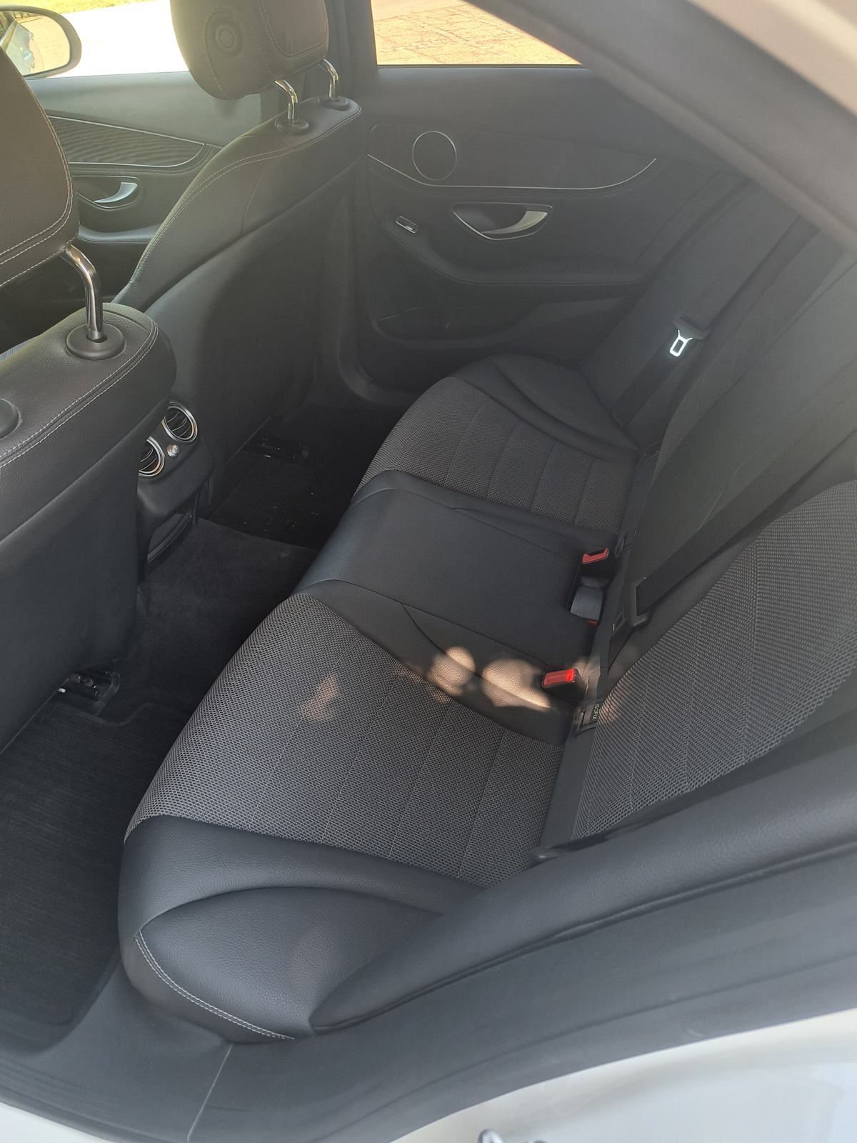 Mercedes-Benz C-klasa 220 D automatik LED SVIJETLA-AVANTGART, fotografija 6