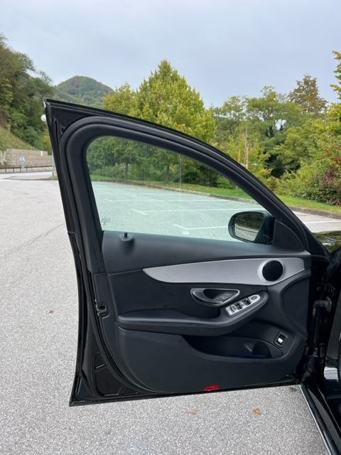 Mercedes-Benz C-klasa 220 D automatik, fotografija 10