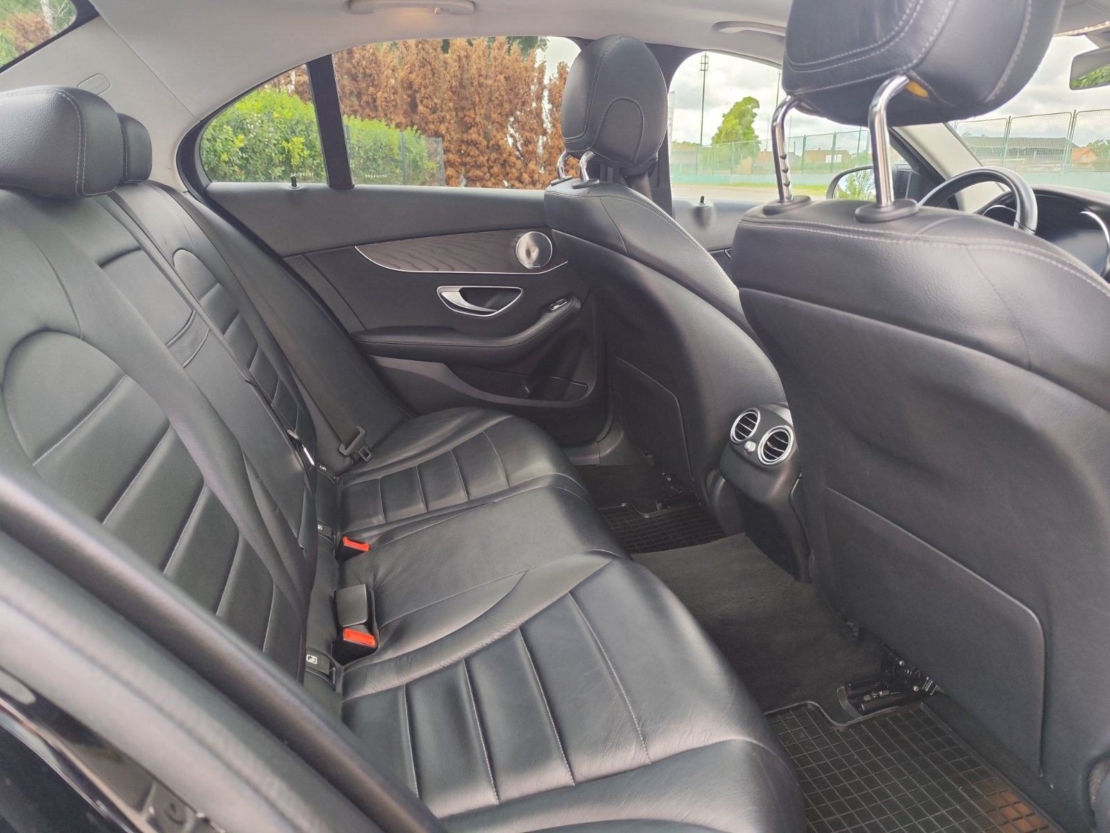 Mercedes-Benz C-klasa 220 D automatik, fotografija 11