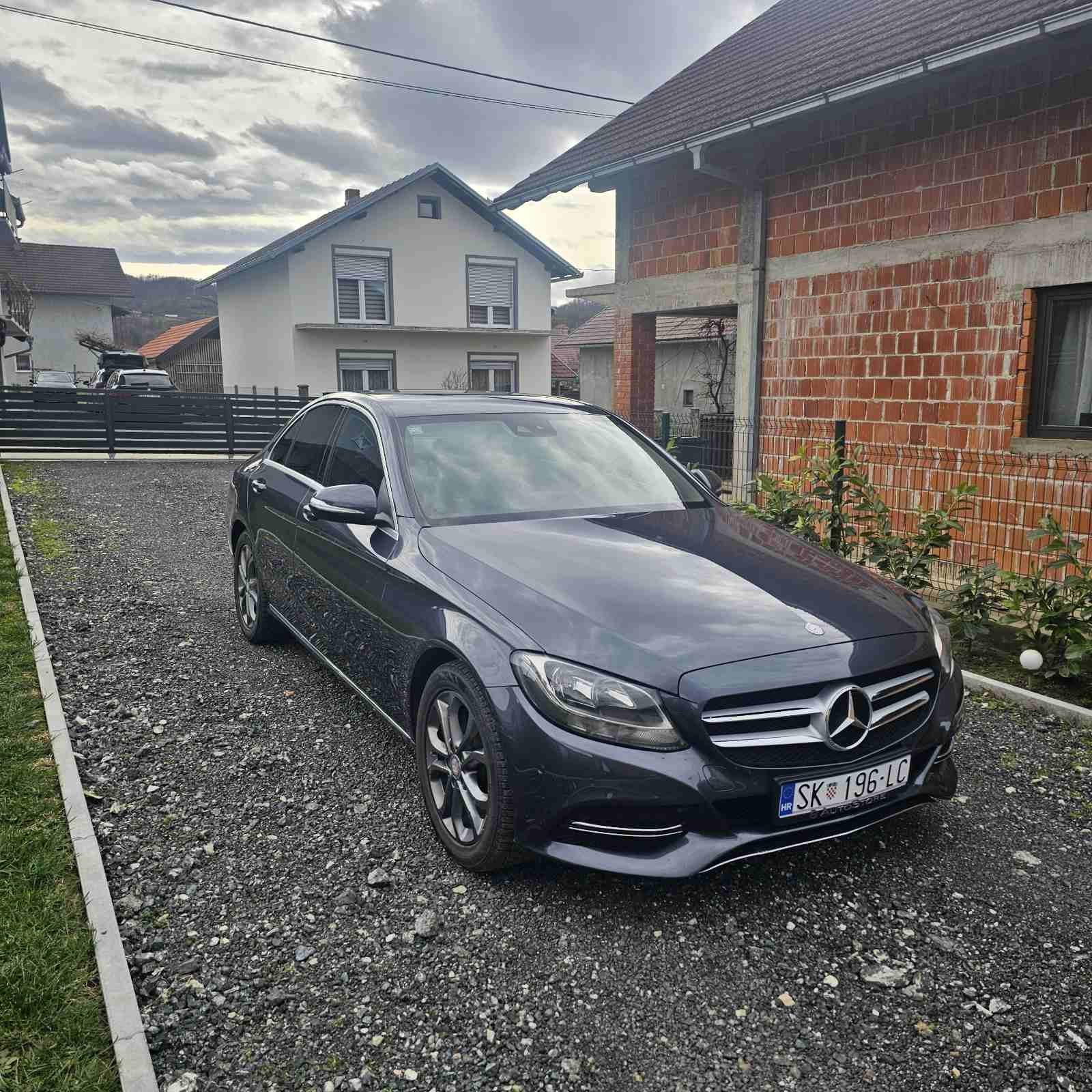 Mercedes-Benz C-klasa 220 D automatik, fotografija 3
