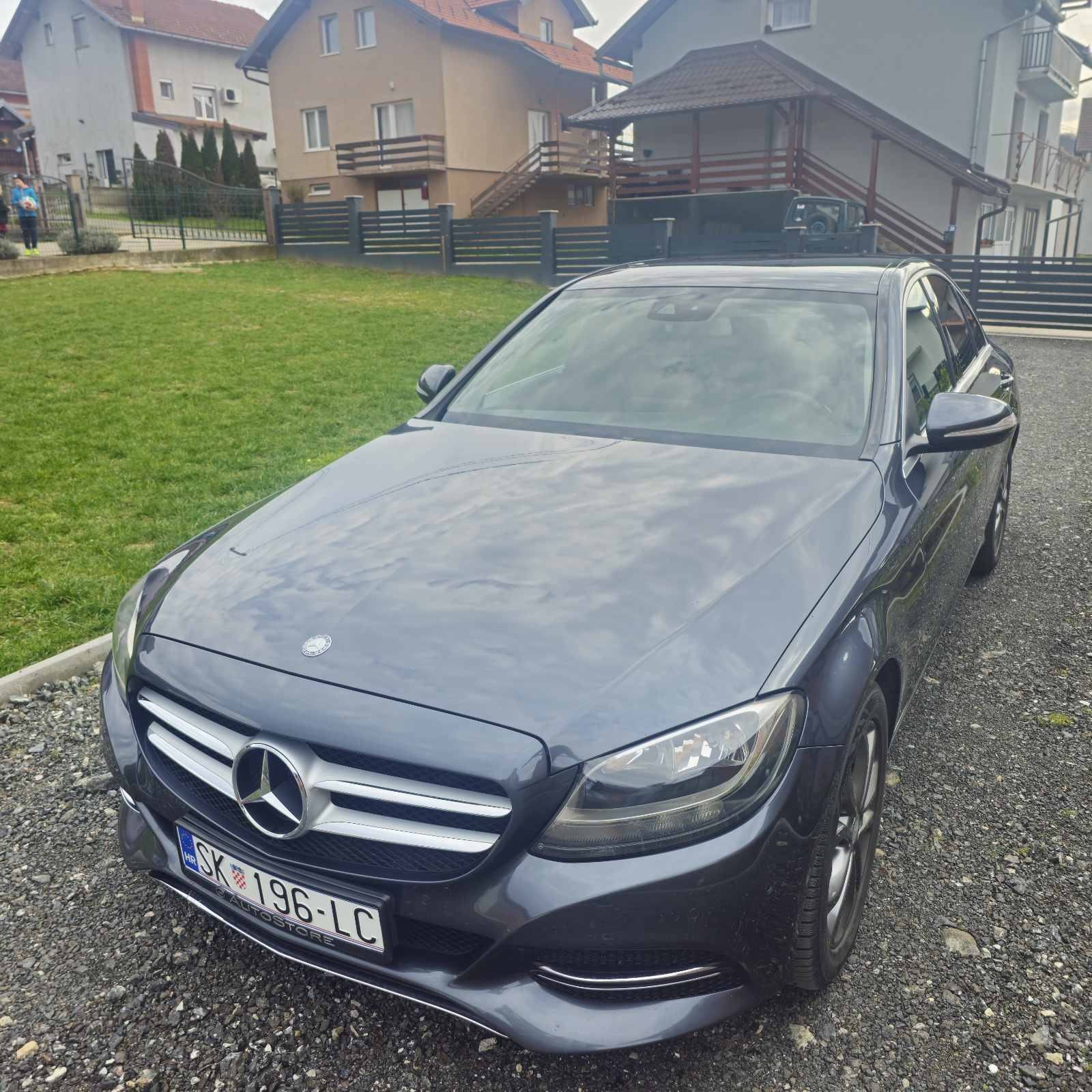 Mercedes-Benz C-klasa 220 D automatik, fotografija 2