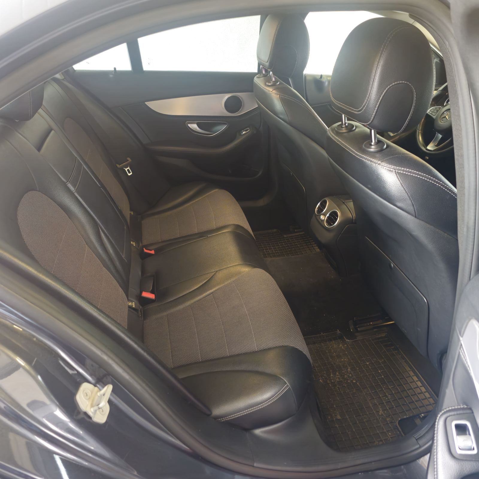 Mercedes-Benz C-klasa 220 D automatik, fotografija 6