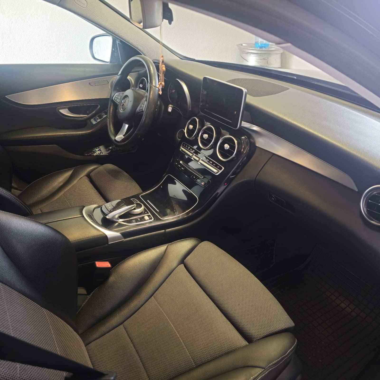 Mercedes-Benz C-klasa 220 D automatik, fotografija 9