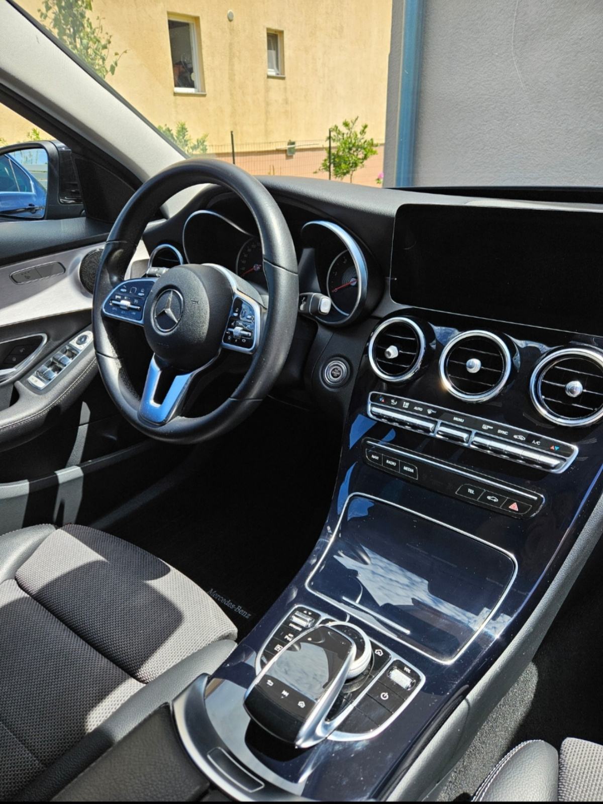 Mercedes-Benz C-klasa 220D facelift, fotografija 6