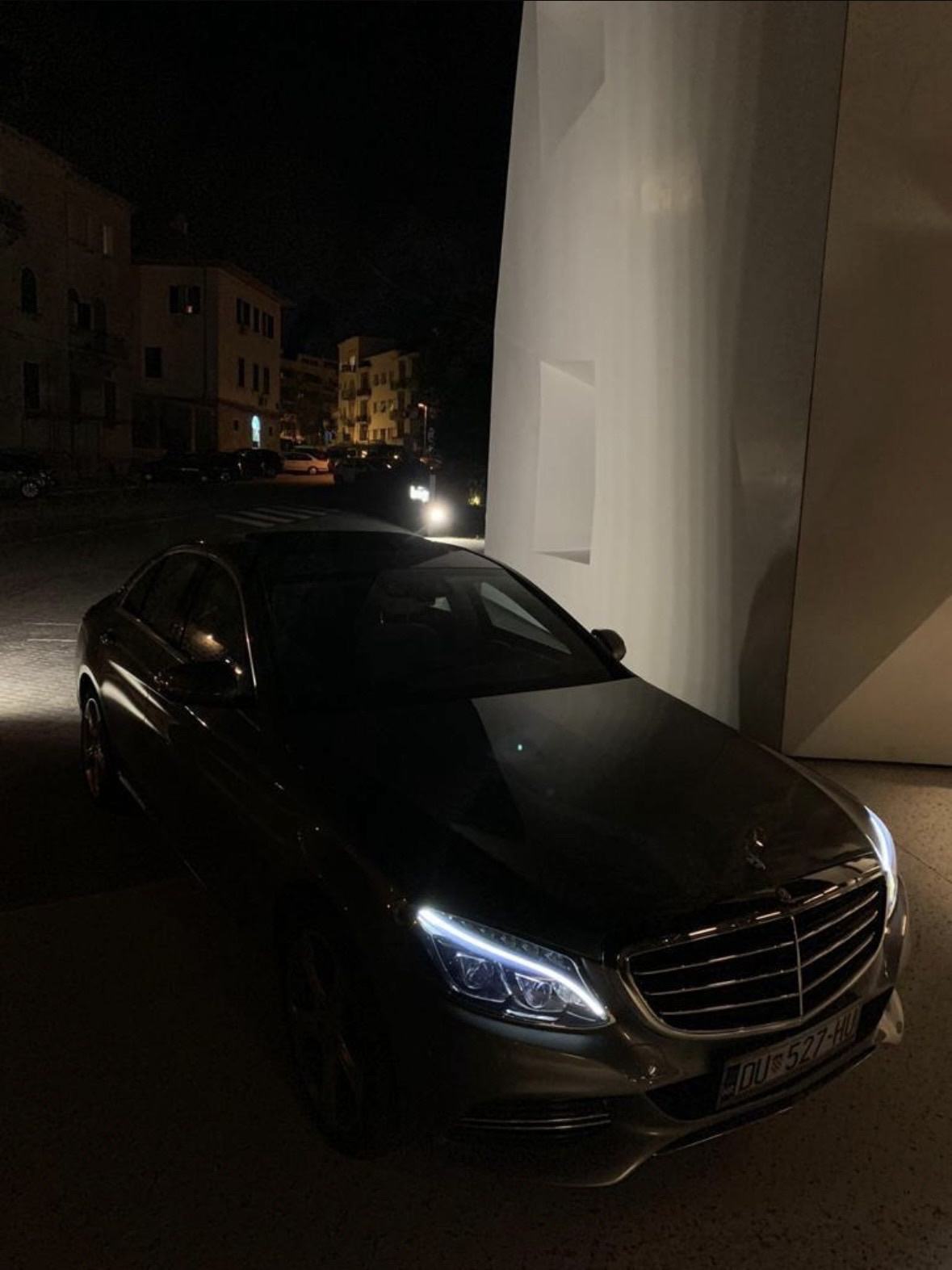 Mercedes-Benz C-klasa 220 D automatik full oprema registriran 1 godinu, fotografija 11