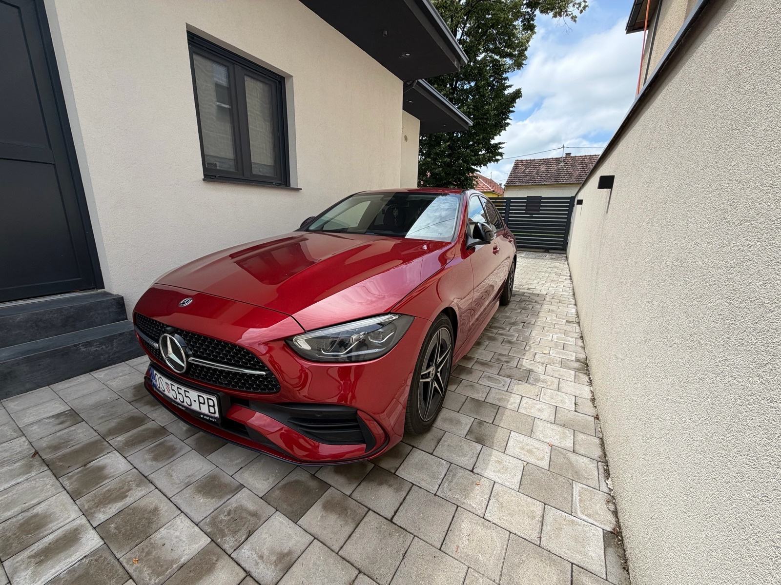 Mercedes-Benz C-klasa 220d AMG Nightpaket,EQ boost, fotografija 1