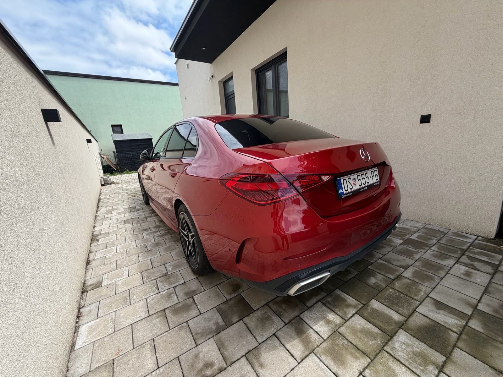 Mercedes-Benz C-klasa 220d AMG Nightpaket,EQ boost, fotografija 5
