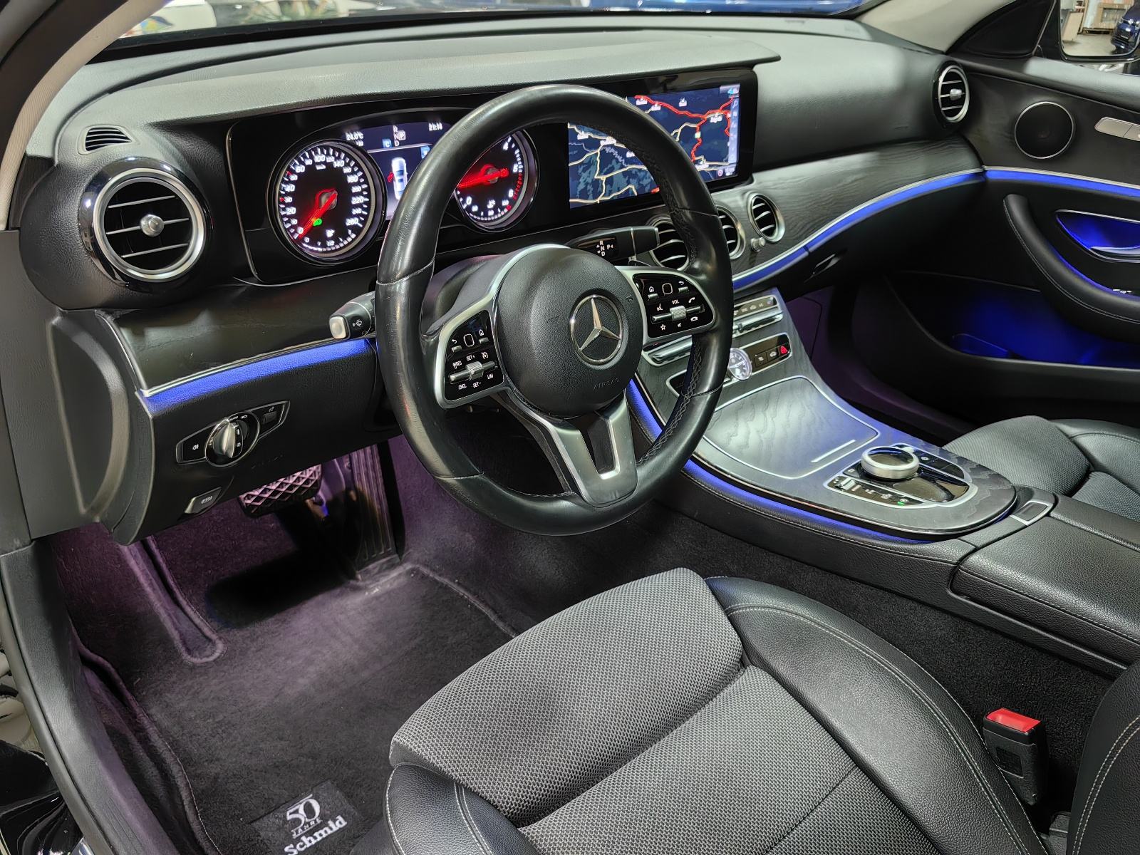 Mercedes-Benz E- 220 D limuzina *AVANTGARDE 9.G *99.Tkm*2019.GOD*, fotografija 17