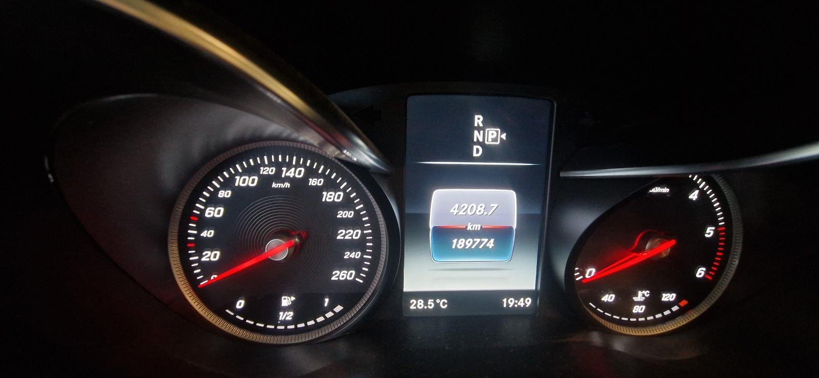 Mercedes-Benz C-klasa 220 D automatik, fotografija 12