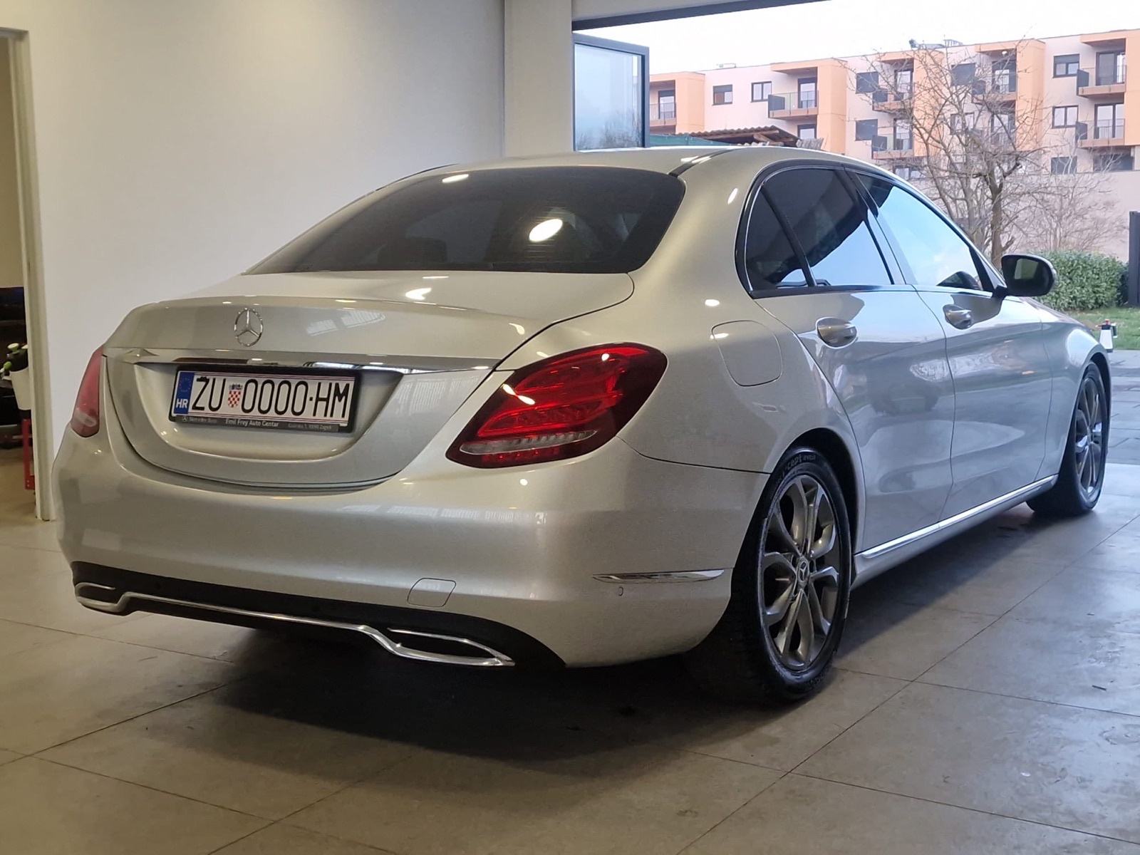 Mercedes-Benz C-klasa 220 D automatik, pogled izvana - slika 5