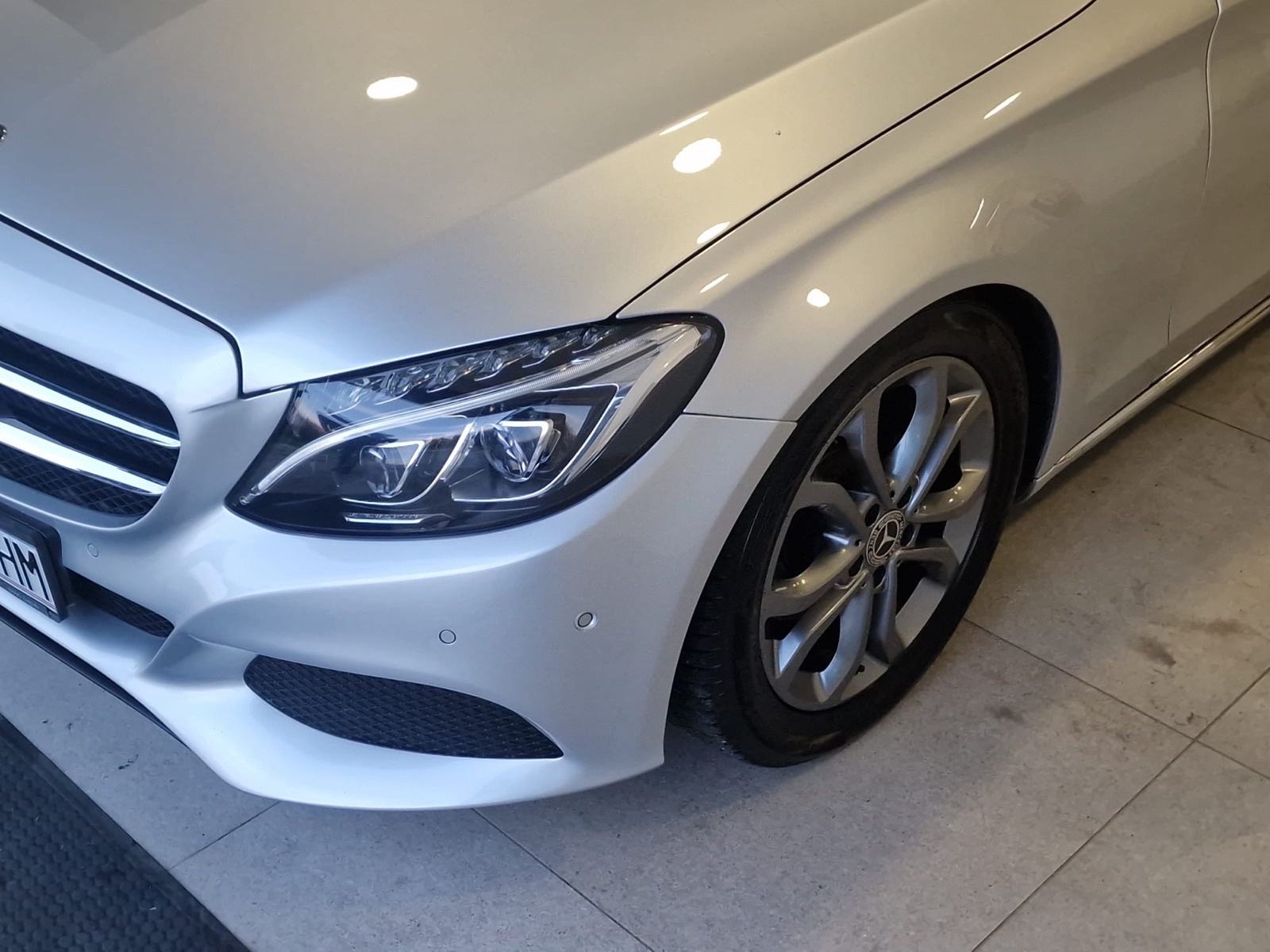 Mercedes-Benz C-klasa 220 D automatik, pogled izvana - slika 3