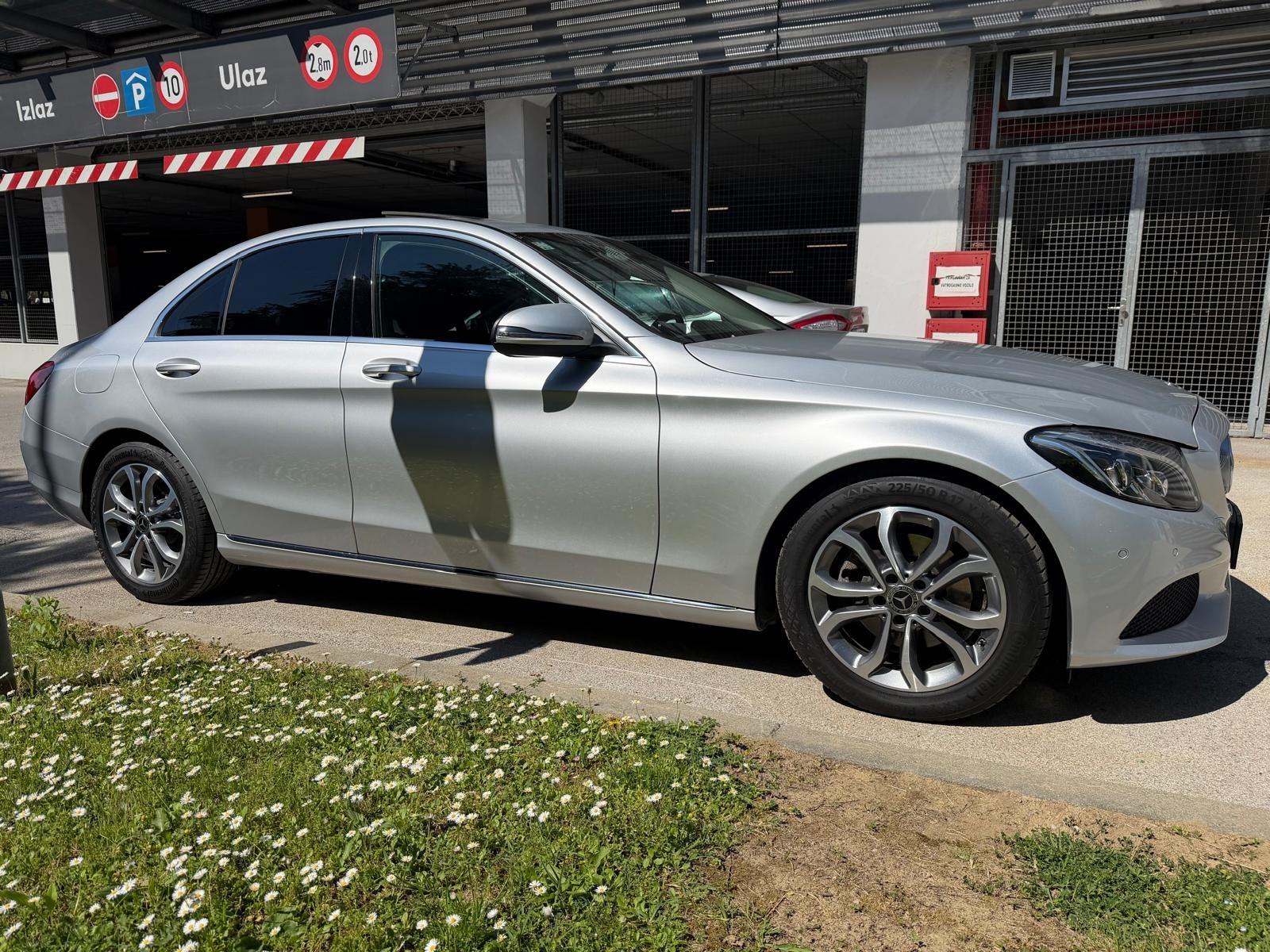 Mercedes-Benz C-klasa 220 D automatik, fotografija 5