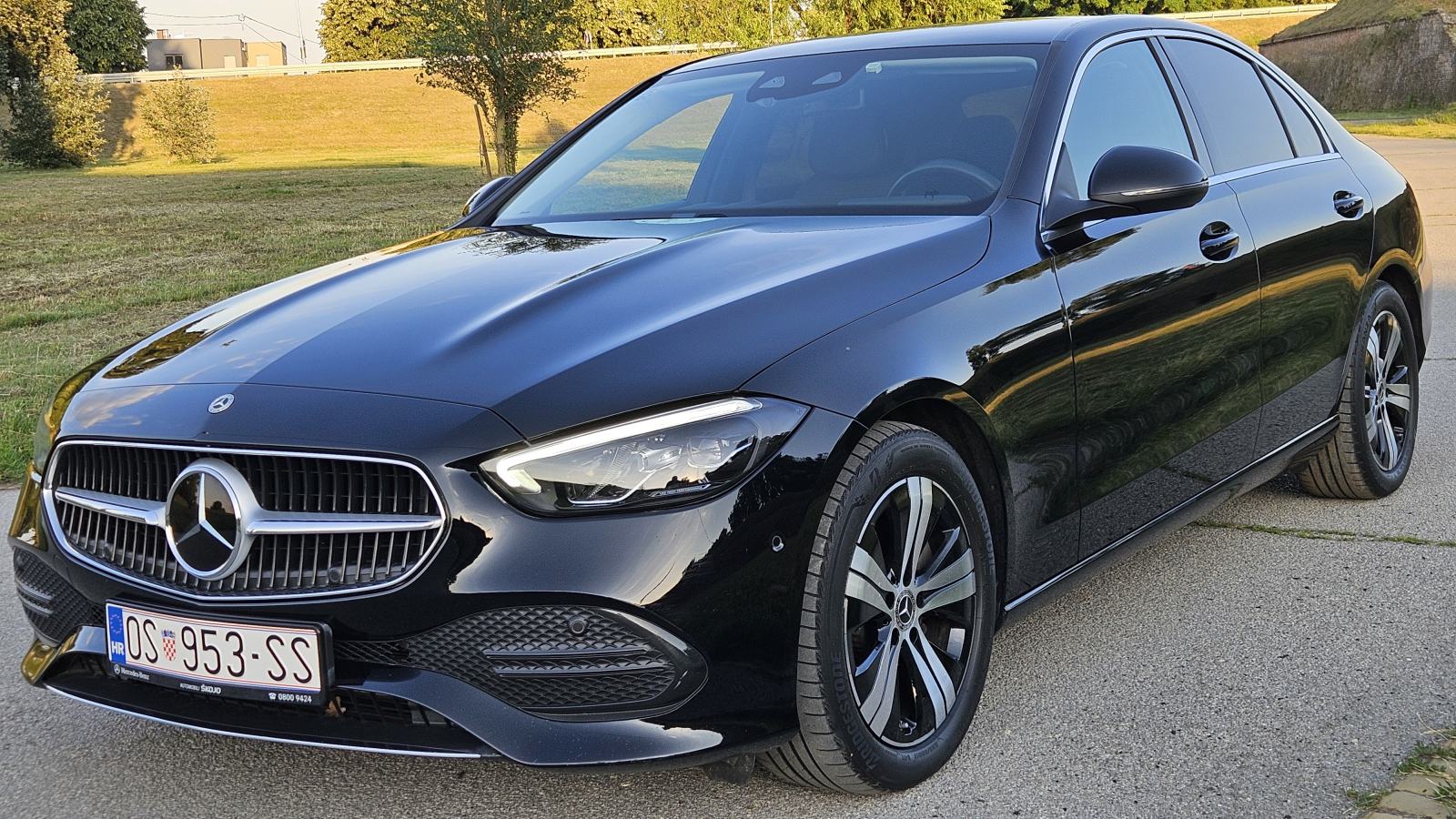 Mercedes-Benz C-klasa 220 d Avantgarde, Automatik 9G..reg.do 8/2027., fotografija 2
