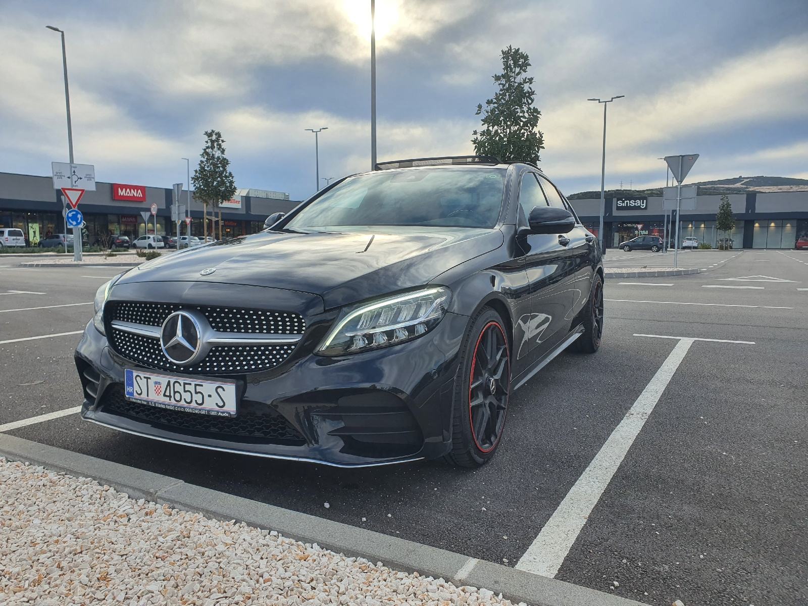 Mercedes-Benz C-klasa 220 D, pogled izvana - slika 2