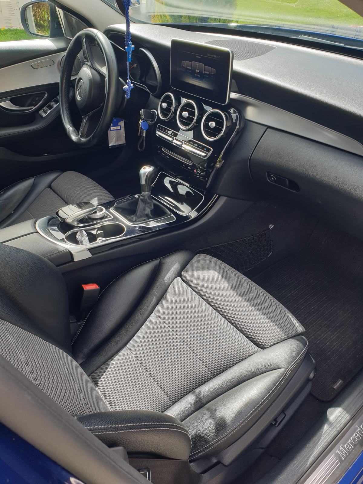 Mercedes-Benz C-klasa 220 D, fotografija 11