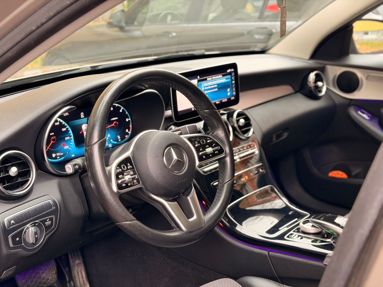 Mercedes-Benz C-klasa 220 D Avantgarde-navigacija,panorama,LED,kamera, fotografija 7