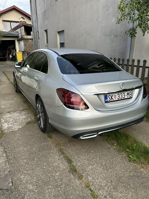 Mercedes-Benz C-klasa 220 D, fotografija 4