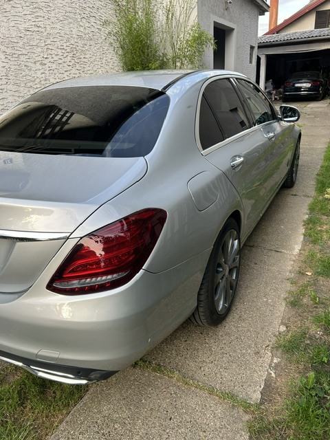 Mercedes-Benz C-klasa 220 D, fotografija 6