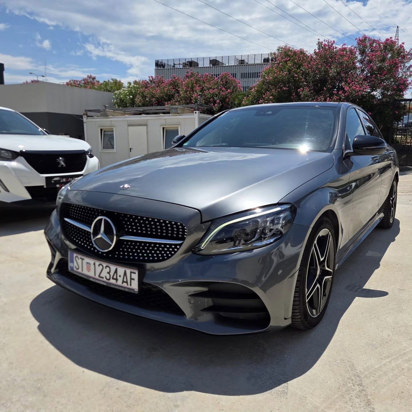 Mercedes-Benz C-klasa 220 D, fotografija 3