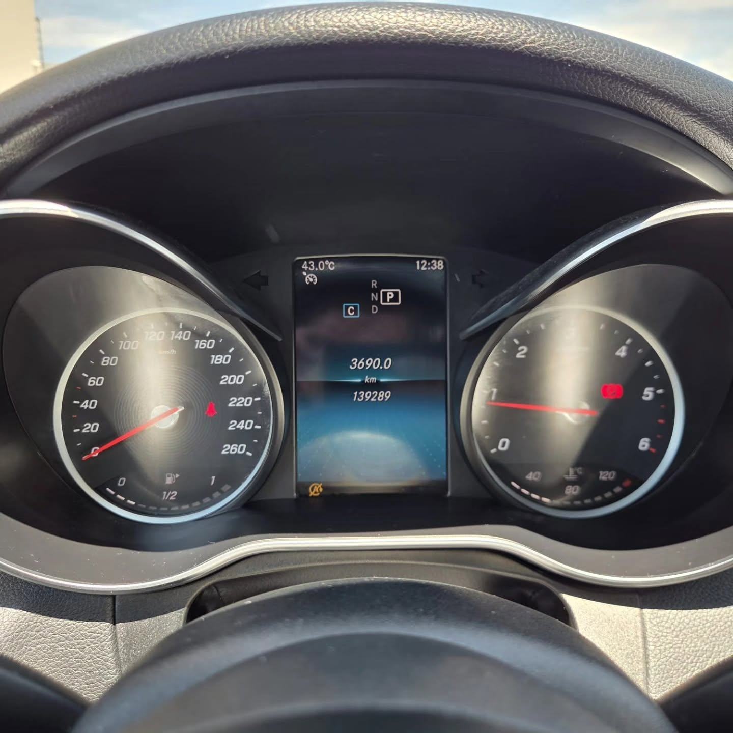 Mercedes-Benz C-klasa 220 D, fotografija 12