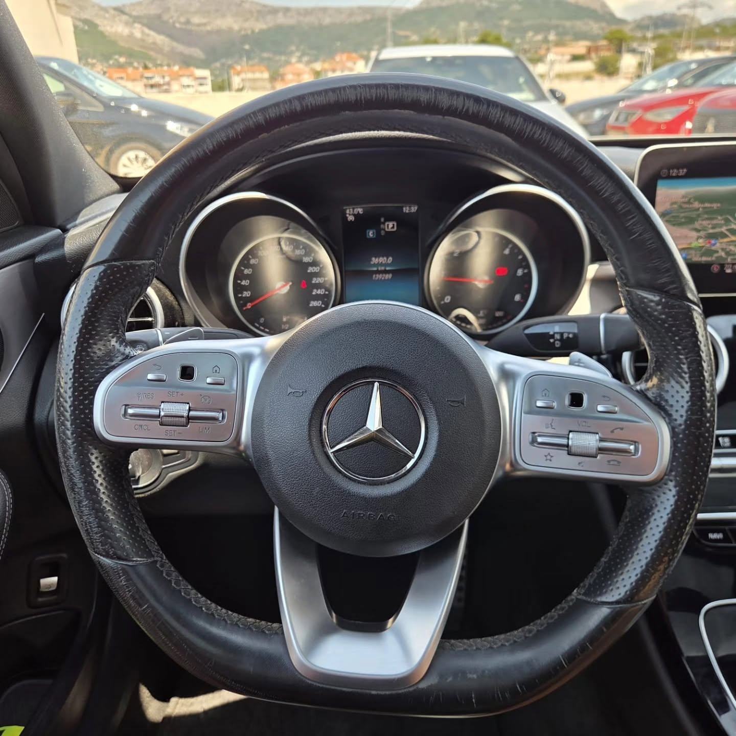 Mercedes-Benz C-klasa 220 D, fotografija 14