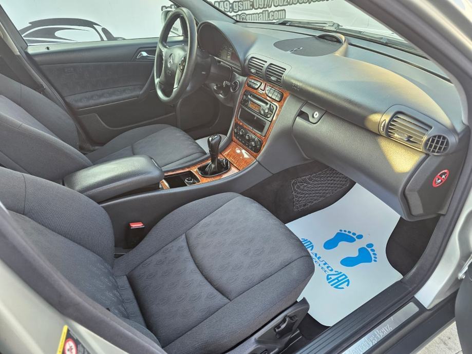 Mercedes-Benz C-klasa 220CDI REGISTRIRAN 12 2026, fotografija 8