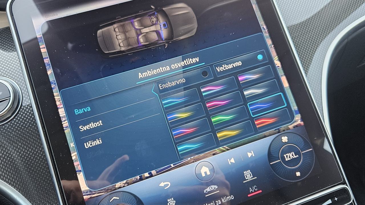 Mercedes-Benz C-klasa 220D 4 MATIC AMG LINE automatik, fotografija 12