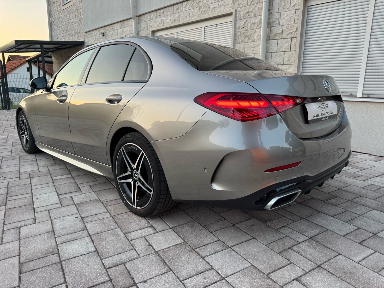 MERCEDES BENC C KLASA 220d W206 AMG NIGHTPAKET 1 vlasnik 40000km, fotografija 6