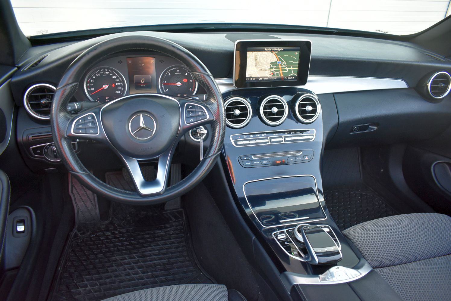 Mercedes-Benz C-klasa 220D Cabrio *HR* SERVISNA, REG. 05/2027*, fotografija 4