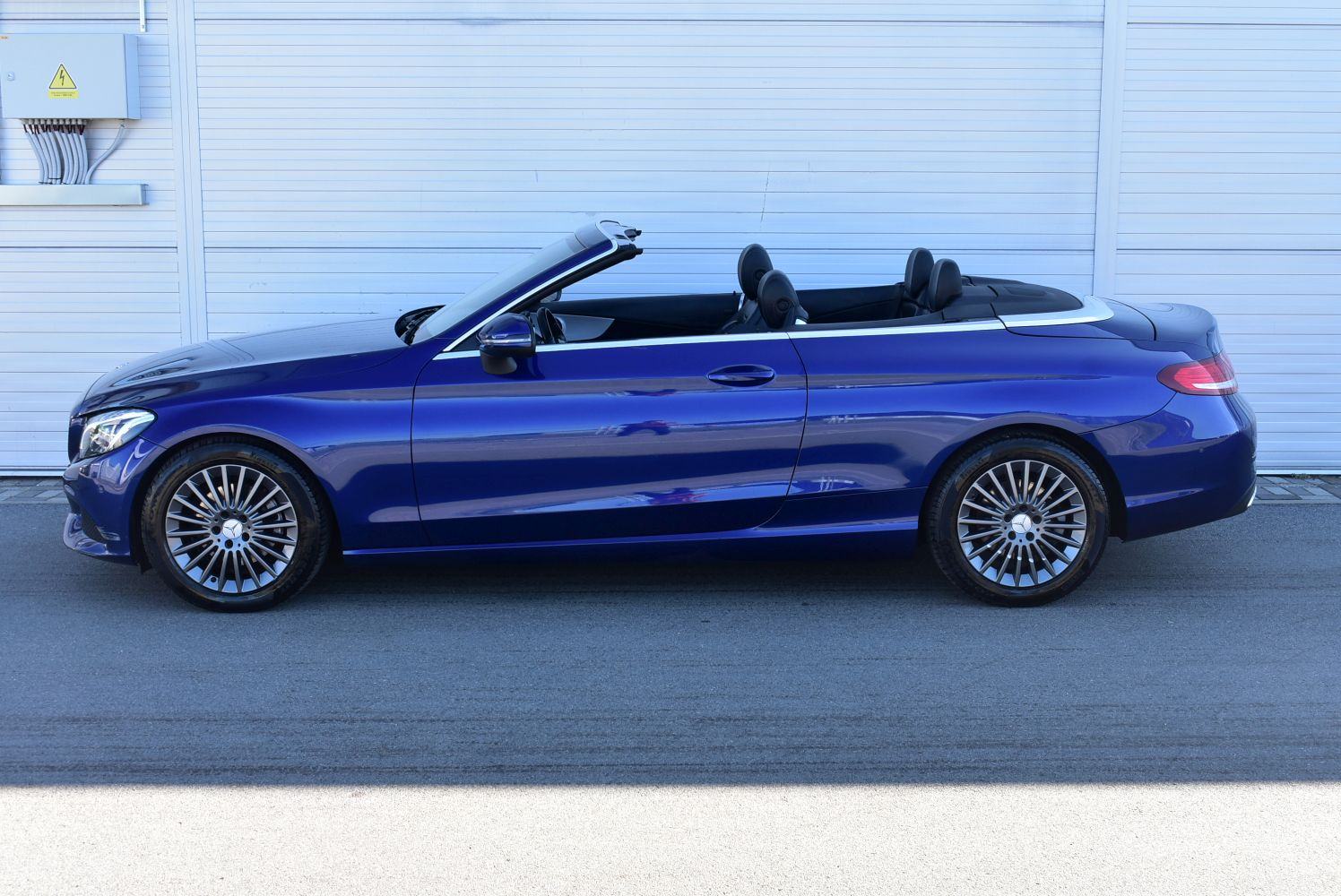 Mercedes-Benz C-klasa 220D Cabrio *HR* SERVISNA, REG. 05/2027*, fotografija 3