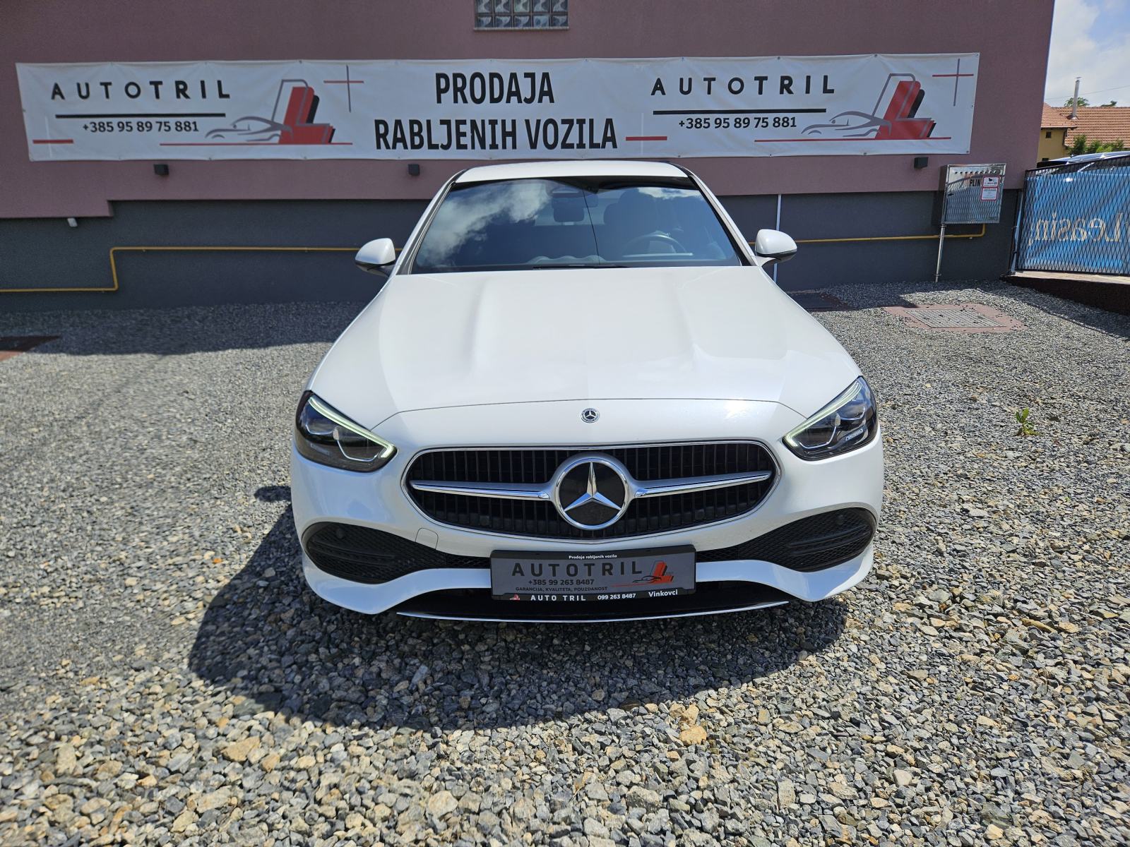 Mercedes-Benz C-klasa 220d,PERLA BIJELA,LEASING BEZ UČEŠĆA I BEZ JAMAC, fotografija 10
