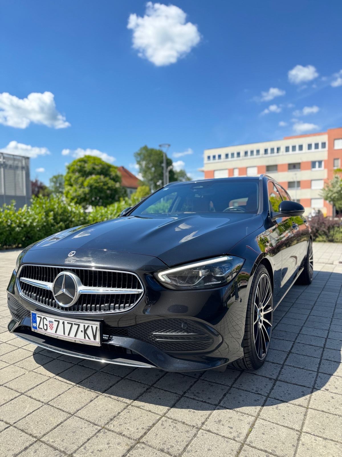 Mercedes-Benz C-klasa 220d T-model AVANTGARDE-PANORAMA-WEBASTO, fotografija 4