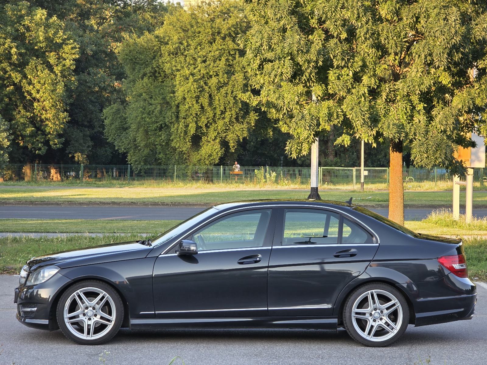 Mercedes-Benz C-klasa 250 CDI AMG Sport 204 KS - registriran do 4/2027, pogled izvana - slika 2