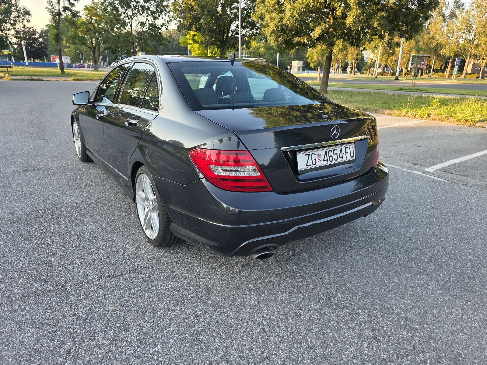 Mercedes-Benz C-klasa 250 CDI AMG Sport 204 KS - registriran do 4/2027, fotografija 6