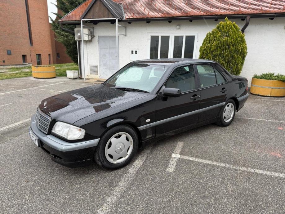 Mercedes-Benz C-klasa 250TD 110kw, fotografija 5